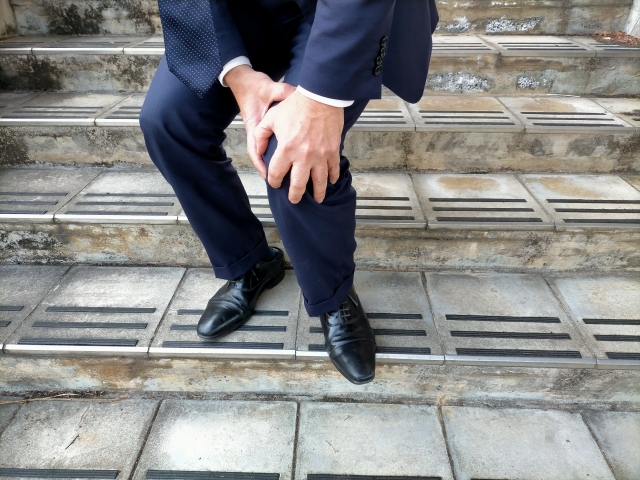 膝の痛みを放置していませんか？今すぐ接骨院でケアを！の画像